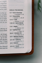 BIBLE The Holy Bible: SKJV [Chestnut Floral]